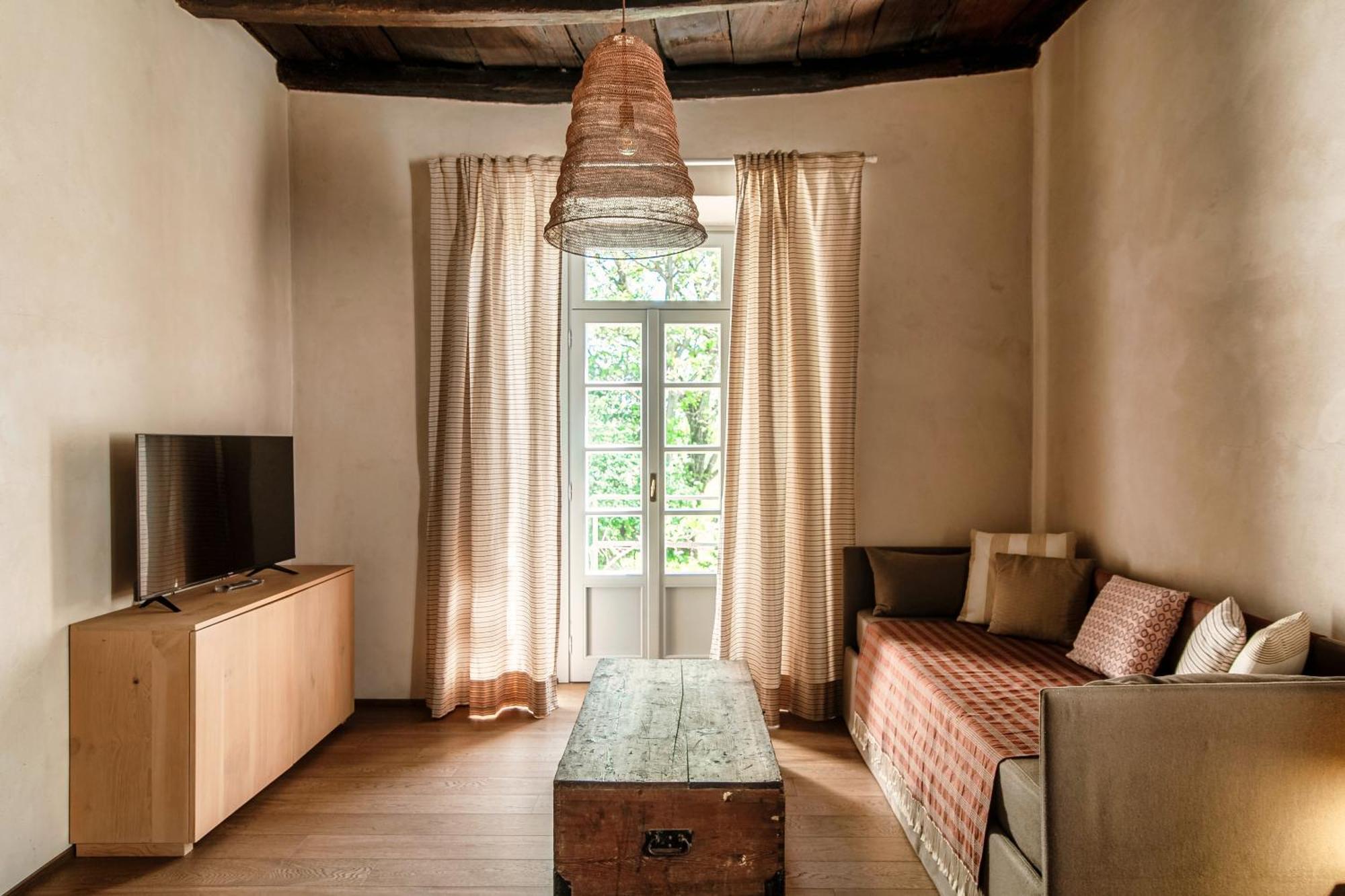 Dandelion Como Suites & Park Villa Guardia Ngoại thất bức ảnh